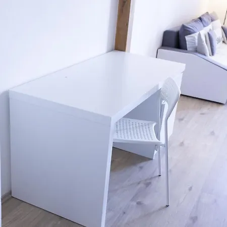 Appartement Fully Equipped 1 Bedroom With Balcony Brno