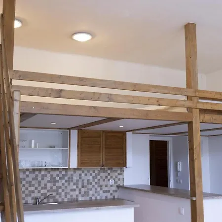 Fully Equipped 1 Bedroom With Balcony * Brno